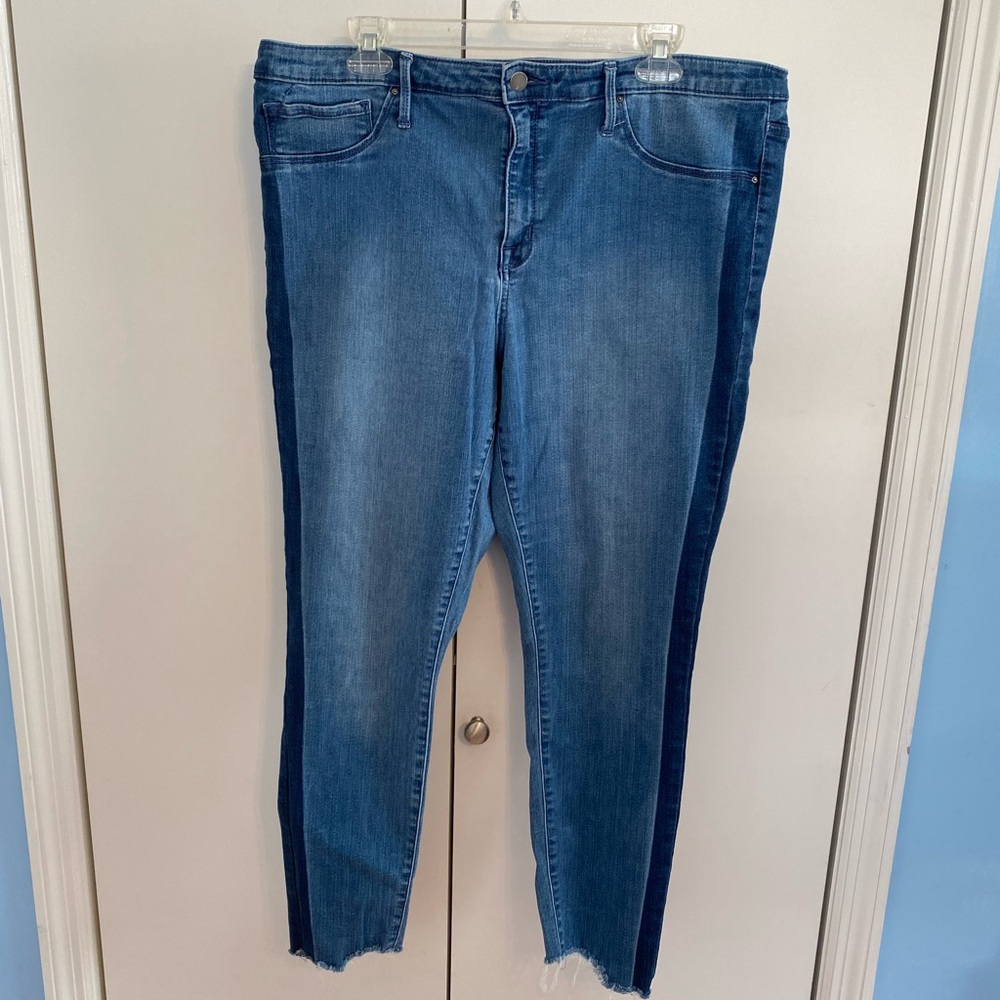 Mossimo Two Tone High-Rise Jegging size 18